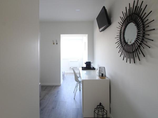 JR Studios & Suites I Rius I : photo 7 de la chambre suite familiale