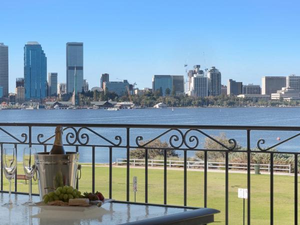 The Peninsula Riverside Serviced Apartments : photo 10 de la chambre one-bedroom panorama suite with river view