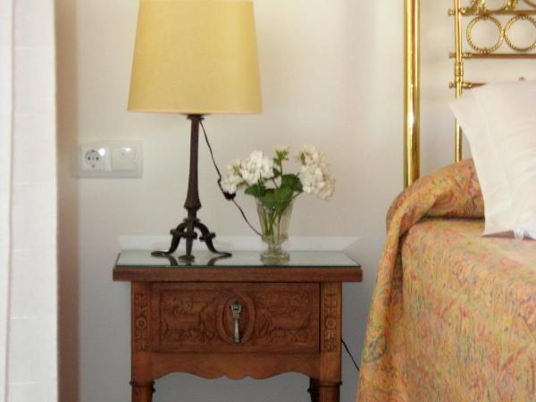Hotel Santa Isabel La Real : photo 7 de la chambre chambre double ou lits jumeaux classique