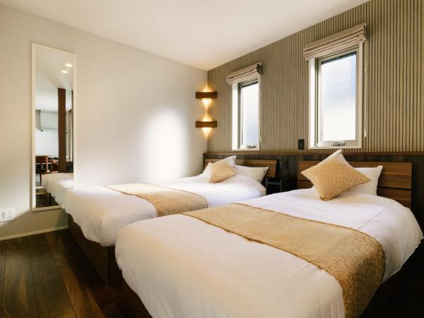 GRAND BASE Hakata Haruyoshi : photo 6 de la chambre suite familiale deluxe