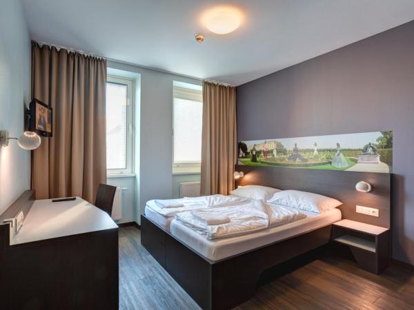 MEININGER Hotel Wien Downtown Sissi : photo 3 de la chambre chambre lits jumeaux
