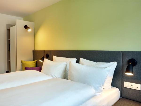 H+ Hotel Wien : photo 5 de la chambre chambre double ou lits jumeaux