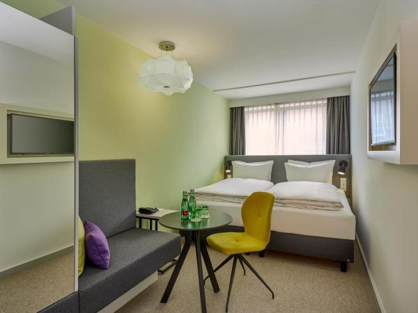 H+ Hotel Wien : photo 4 de la chambre chambre double ou lits jumeaux