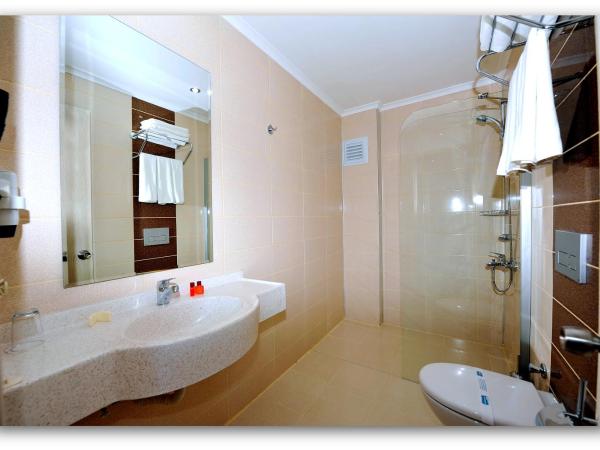 Mesut Hotel : photo 6 de la chambre chambre double ou lits jumeaux