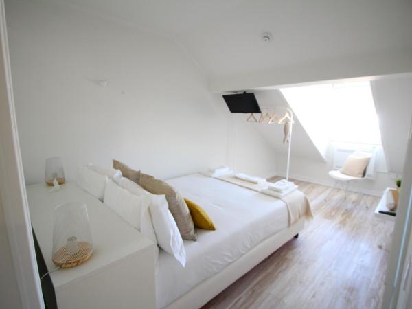 JR Studios & Suites I Rius I : photo 10 de la chambre chambre double - mansardée