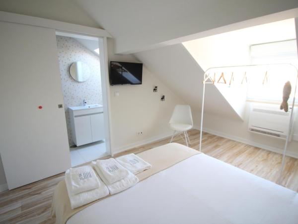 JR Studios & Suites I Rius I : photo 8 de la chambre chambre double - mansardée