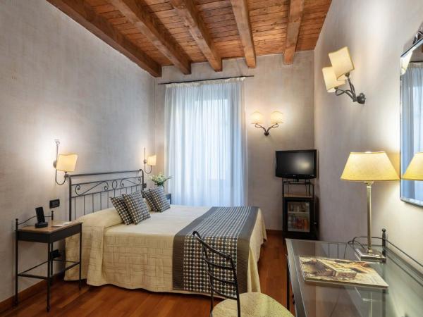 Hotel Marco Polo : photo 3 de la chambre chambre double ou lits jumeaux standard