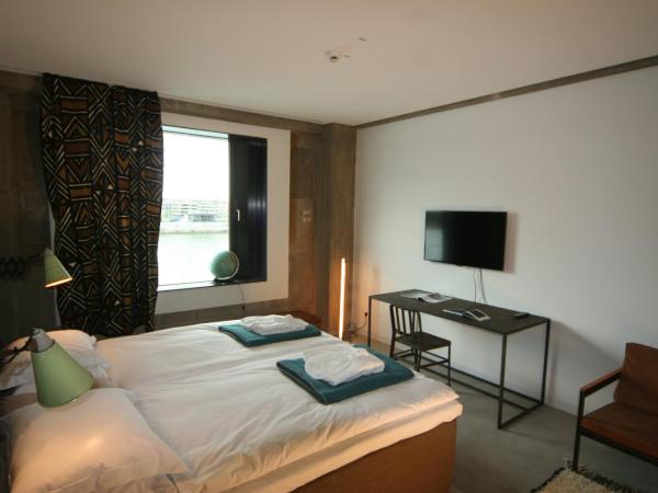 Speicher7 Hotel : photo 1 de la chambre chambre double - vue sur fleuve