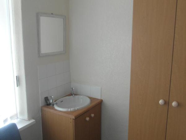 Hotel Vienna : photo 2 de la chambre chambre simple avec salle de bains commune