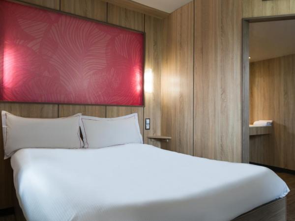 The Originals Access Aéroport, Hôtel Aurillac : photo 1 de la chambre chambre double