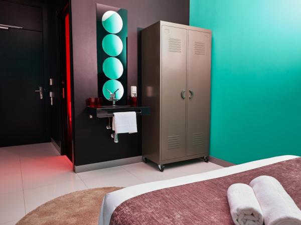 Hotel Freedom : photo 2 de la chambre chambre double confort - rez-de-chaussée