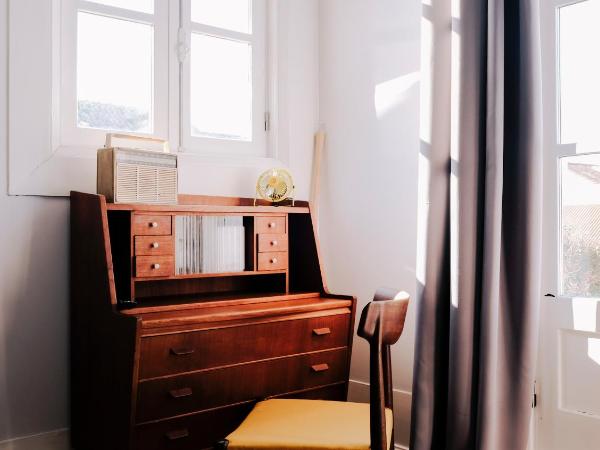 Dona Emília Guest House & Studio Apartment Building : photo 2 de la chambre suite standard