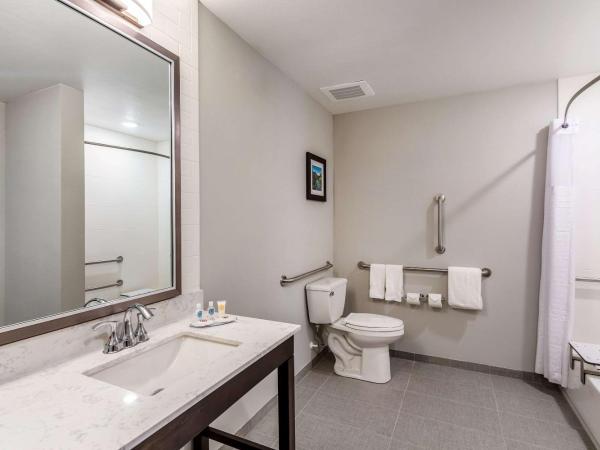 Comfort Inn & Suites Salt Lake City Airport : photo 9 de la chambre chambre avec 2 lits queen-size - accessible aux personnes à mobilité réduite - non-fumeurs