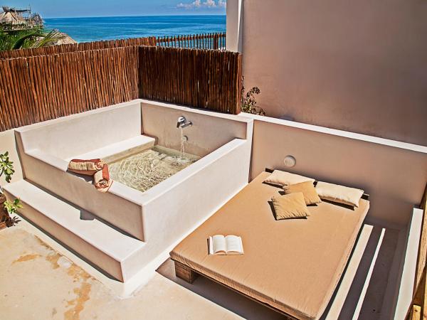 Maria Del Mar Tulum - Adults Only : photo 2 de la chambre suite penthouse - vue sur mer