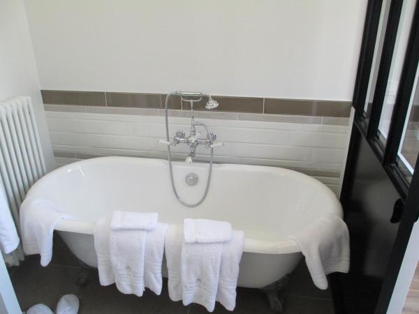 Le Clos de Grce : photo 2 de la chambre suite familiale (2 chambres)