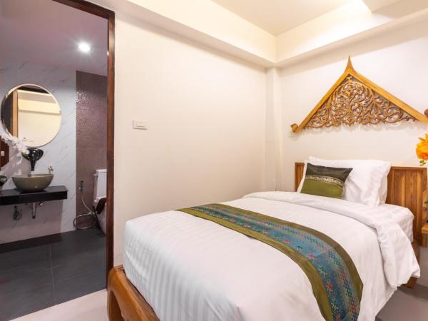 Anumat Premium Budget Hotel : photo 7 de la chambre chambre lits jumeaux supérieure