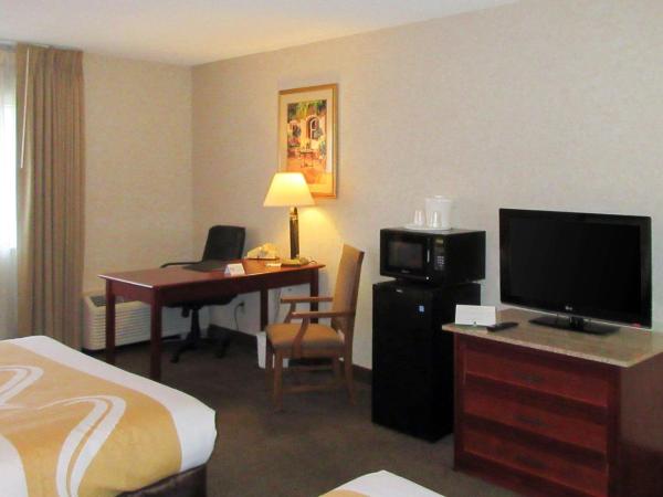 Quality Inn & Suites Downtown - University Area : photo 1 de la chambre chambre 2 lits queen-size - non-fumeurs
