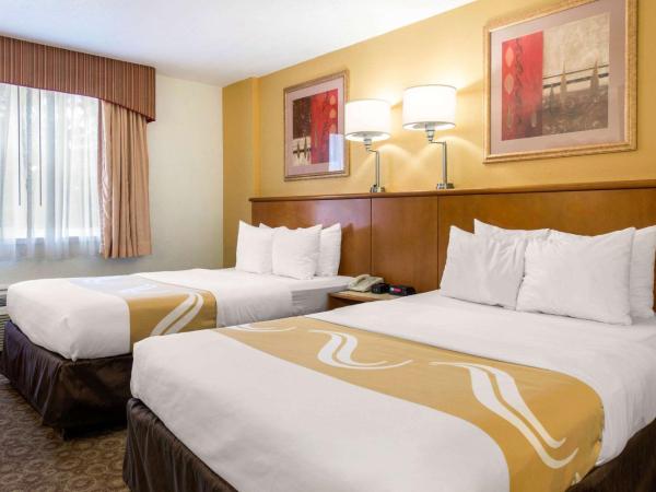 Quality Inn & Suites Near the Theme Parks : photo 3 de la chambre chambre 2 lits queen-size - non-fumeurs