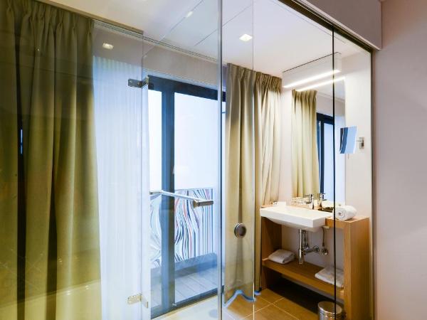 Hotel The Royal Snail : photo 2 de la chambre chambre double standard - côté piscine