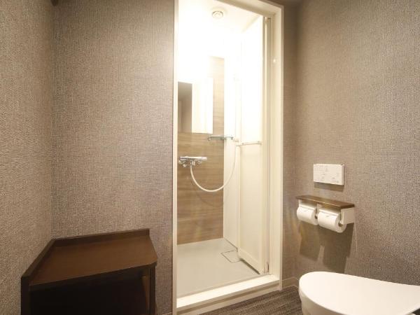 Dormy Inn Premium Osaka Kitahama : photo 4 de la chambre chambre lits jumeaux standard - non-fumeurs