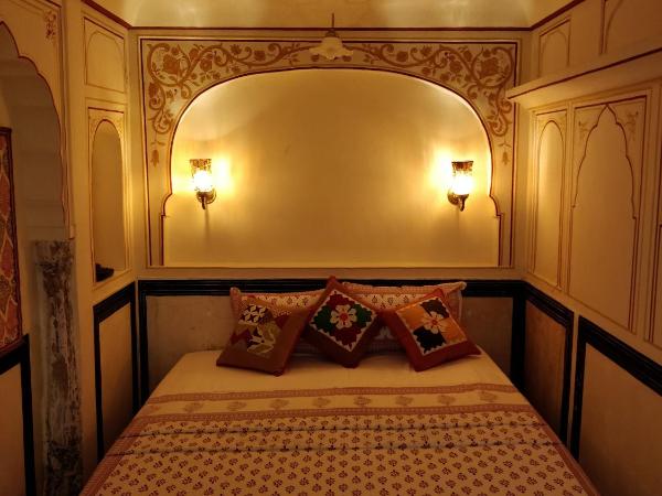 Jaipur Haveli : photo 2 de la chambre chambre double deluxe avec baignoire