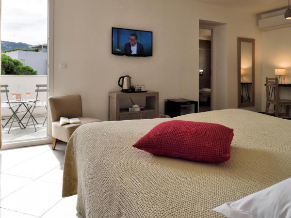 Best Western Hotel Casa Bianca : photo 5 de la chambre chambre lit king-size supérieure avec terrasse