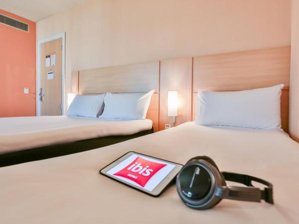 ibis Sao Paulo Congonhas : photo 7 de la chambre chambre standard avec 1 lit double et 1 lit simple