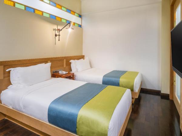 Treasures Hotel and Suites : photo 6 de la chambre suite bintang 