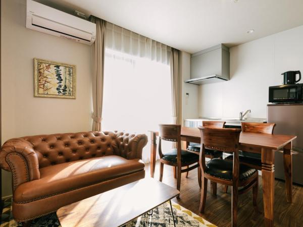 GRAND BASE Hakata Haruyoshi : photo 4 de la chambre suite familiale deluxe