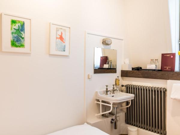 Hotel Beau Séjour Lucerne : photo 2 de la chambre chambre simple avec toilettes communes