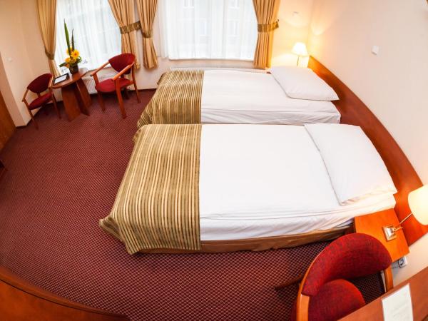 Hotel Logos : photo 6 de la chambre chambre double ou lits jumeaux standard