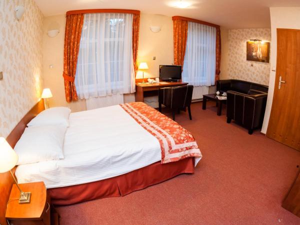 Hotel Logos : photo 7 de la chambre chambre double supérieure