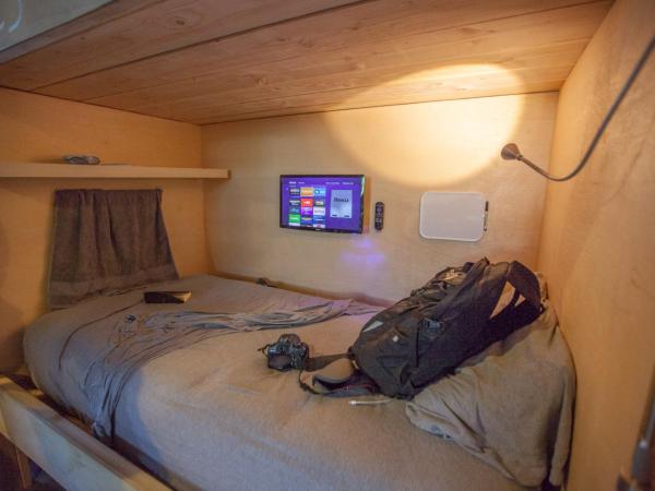 PodShare DTLA : photo 8 de la chambre lit superposé dans dortoir mixte
