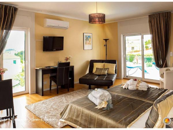 B&B Villa Vale Flores : photo 1 de la chambre chambre double ou lits jumeaux - vue sur ville