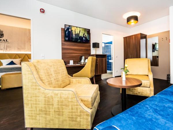 Best Western Plus Royal Suites : photo 9 de la chambre two-room junior suite with balcony