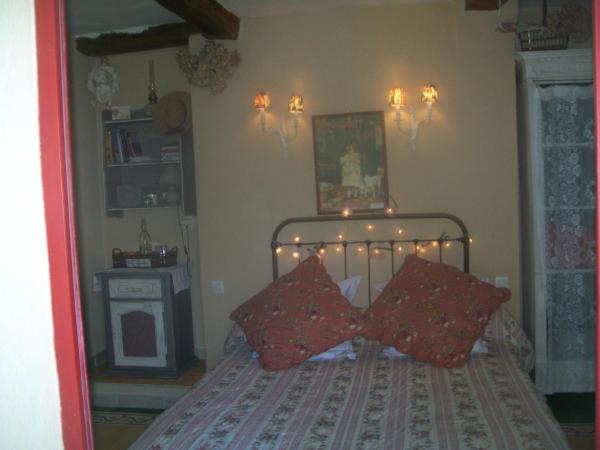Chambre d'hôtes La Margotte : photo 6 de la chambre chambre double
