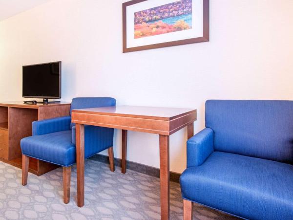 Comfort Inn Fallsview : photo 4 de la chambre chambre avec 2 lits doubles