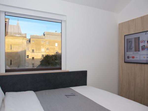 The Z Hotel Bath : photo 2 de la chambre chambre lit queen-size 