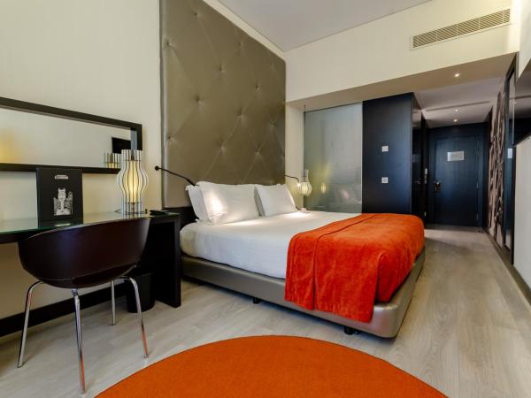 Hotel Santa Justa : photo 4 de la chambre chambre double confort avec vue sur rue