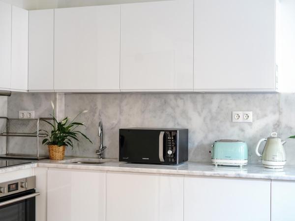 Lx Design Apartment near Congress Center : photo 3 de la chambre suite familiale
