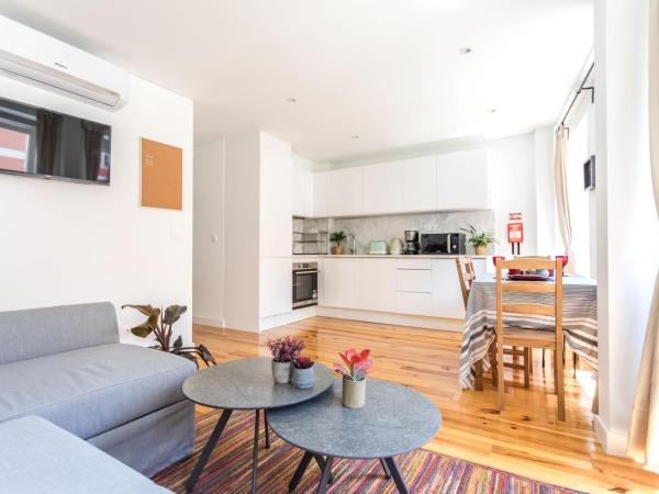 Lx Design Apartment near Congress Center : photo 2 de la chambre suite familiale