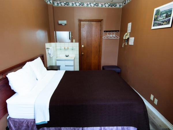 Hotel Casa Bella : photo 3 de la chambre chambre Économique avec salle de bains commune