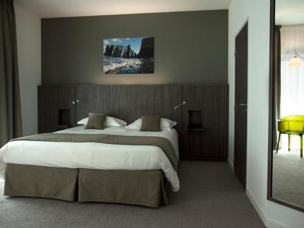 Mercure Saint Malo Balmoral : photo 1 de la chambre chambre double suprieure