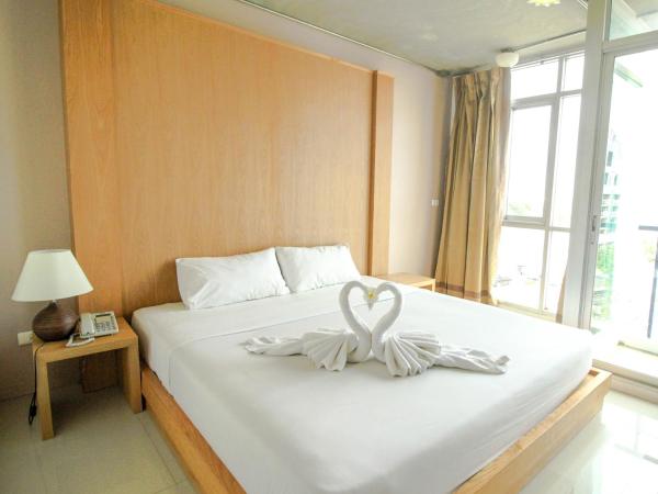 Bansabai Sabaidee Service Apartment : photo 3 de la chambre chambre double Économique