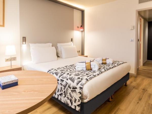 Mercure Marseille Centre Prado Vélodrome : photo 4 de la chambre chambre lit king-size privilège