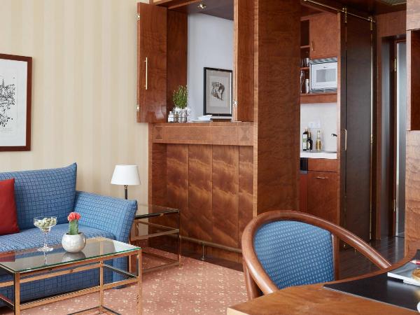 Living Hotel Kanzler : photo 3 de la chambre appartement d'affaires double