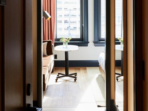 Shinola Hotel : photo 3 de la chambre chambre lit queen-size