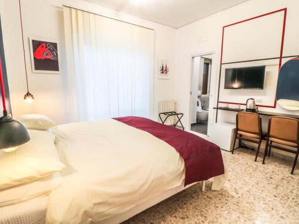 Le stanze di Virgilio : photo 3 de la chambre chambre double ou lits jumeaux deluxe avec balcon