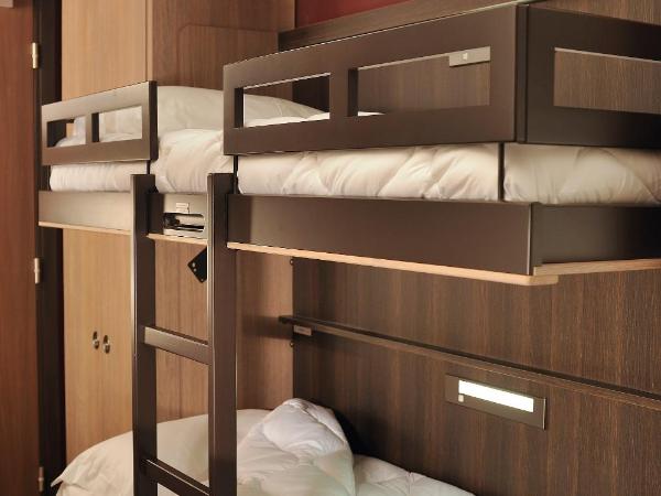 Résidence Residéal Premium Cannes : photo 4 de la chambre studio - côté ville (2 adultes + 2 enfants)