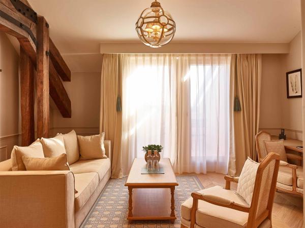 Hôtel Chais Monnet & Spa : photo 4 de la chambre suite familiale